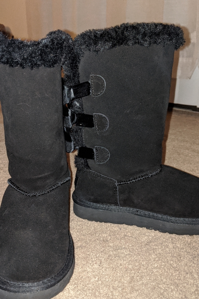 Black UGGs with ribbons